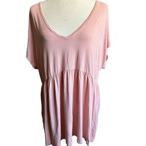 Torrid light pink super soft v neck top size 1 NWT